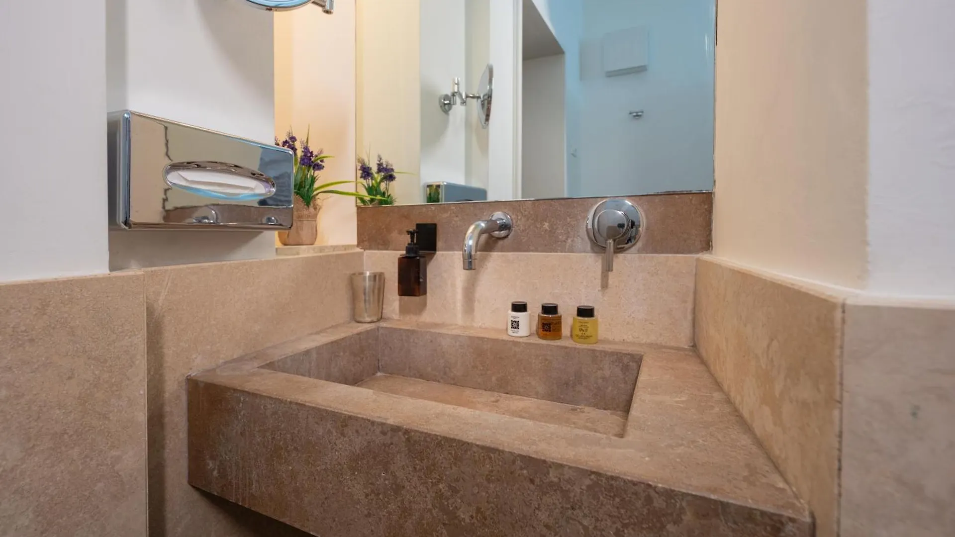 Palazzo Persone Dimora Storica Bed & Breakfast Lecce
