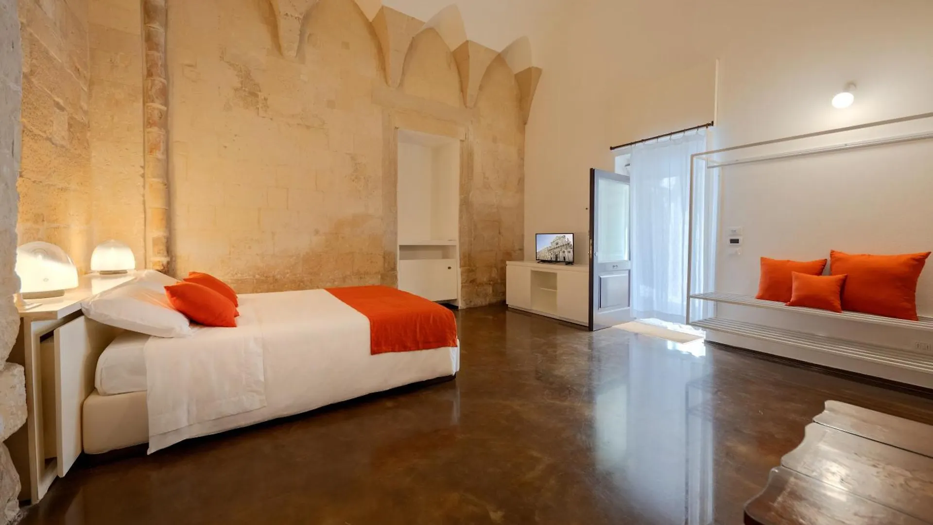 Palazzo Persone Dimora Storica Bed & Breakfast Lecce